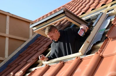 Pose de fenêtres de toit Velux à Saléchan